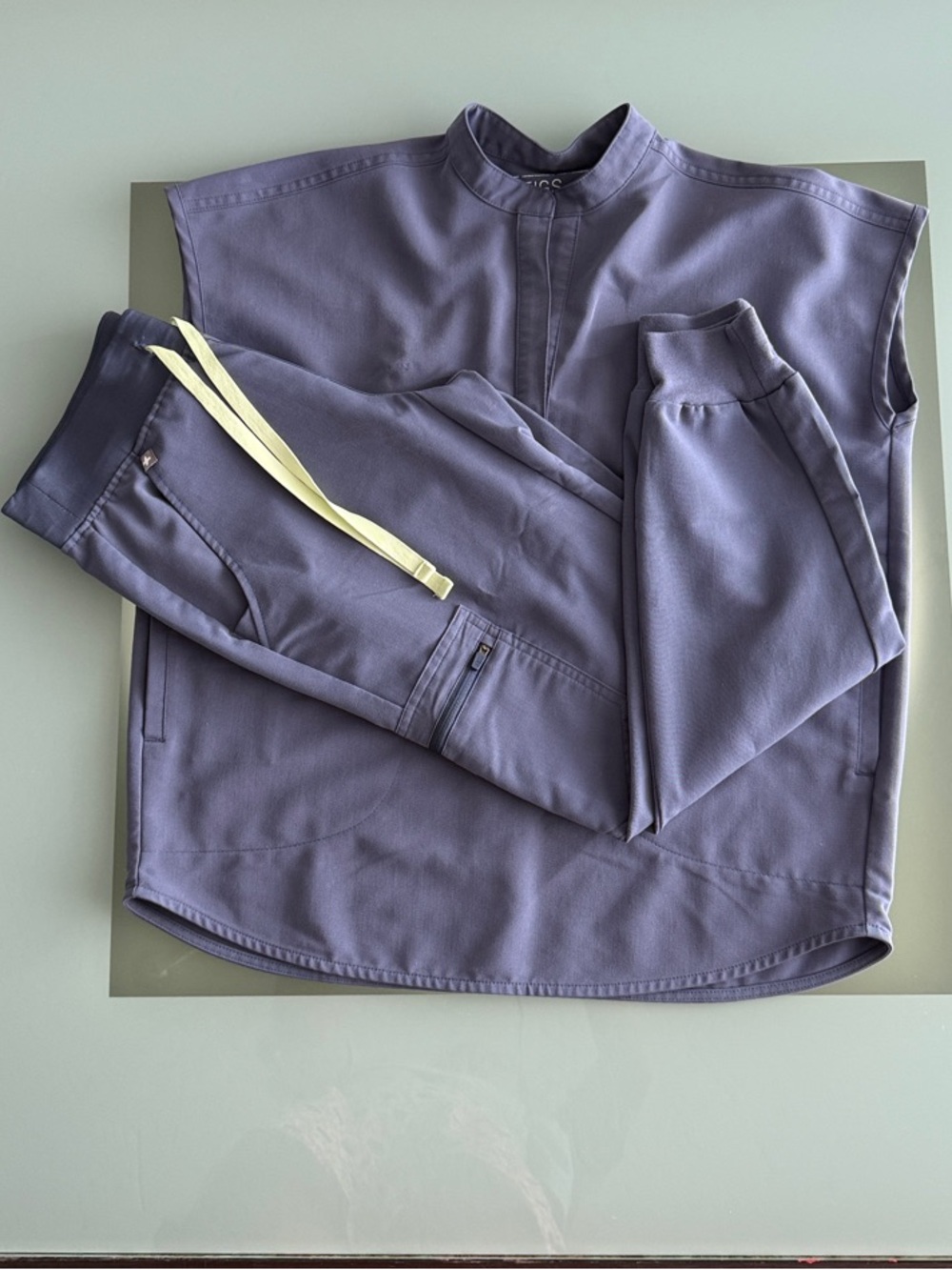 Women's Figs Scrub Uniform set XXS/XXSP